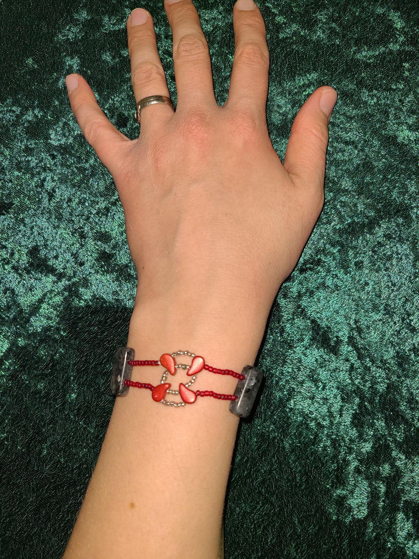 Black Labradorite Infinity Paisley Bracelet