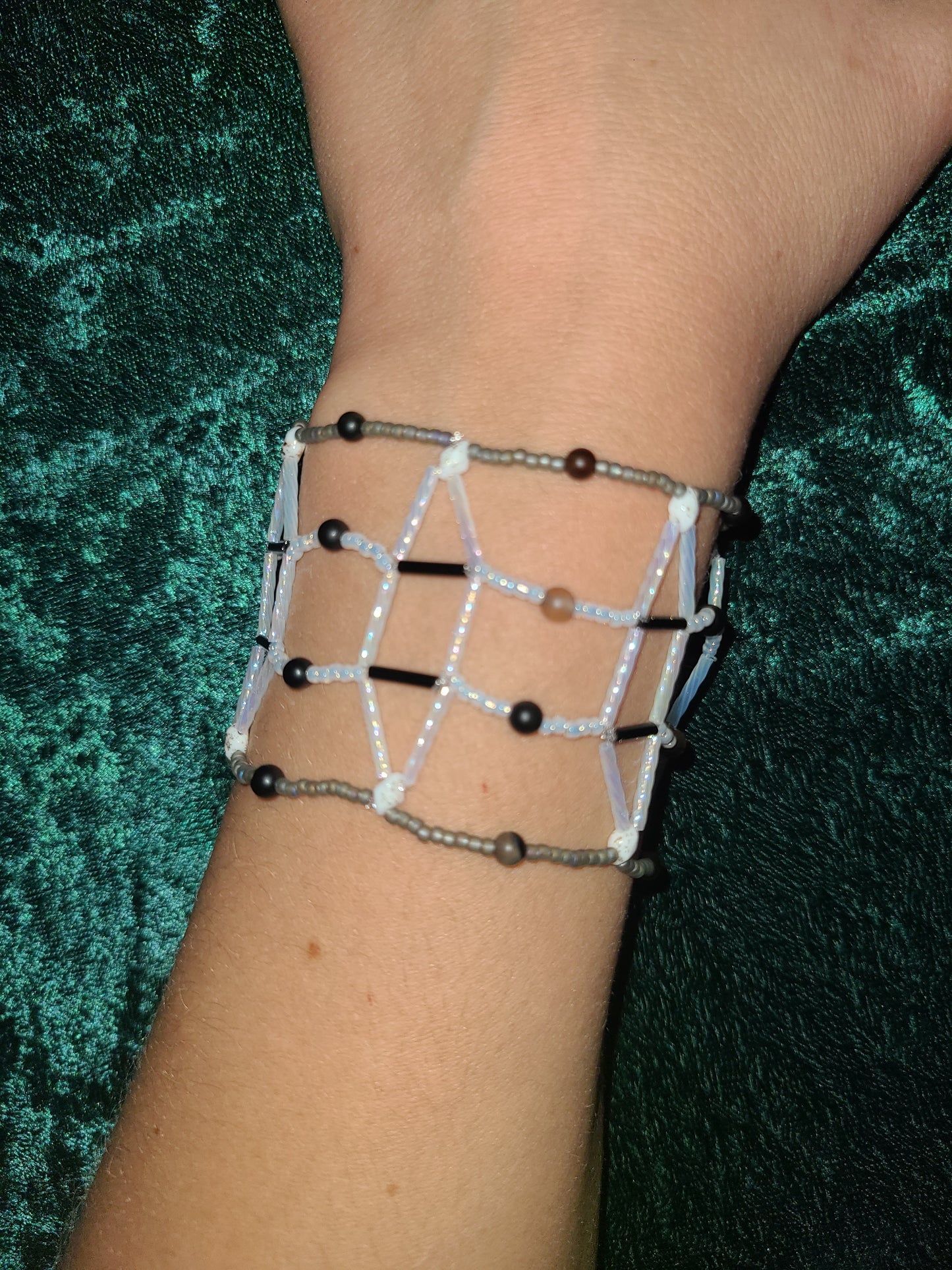 Black and White Agate Meridian Mesh Bracelet