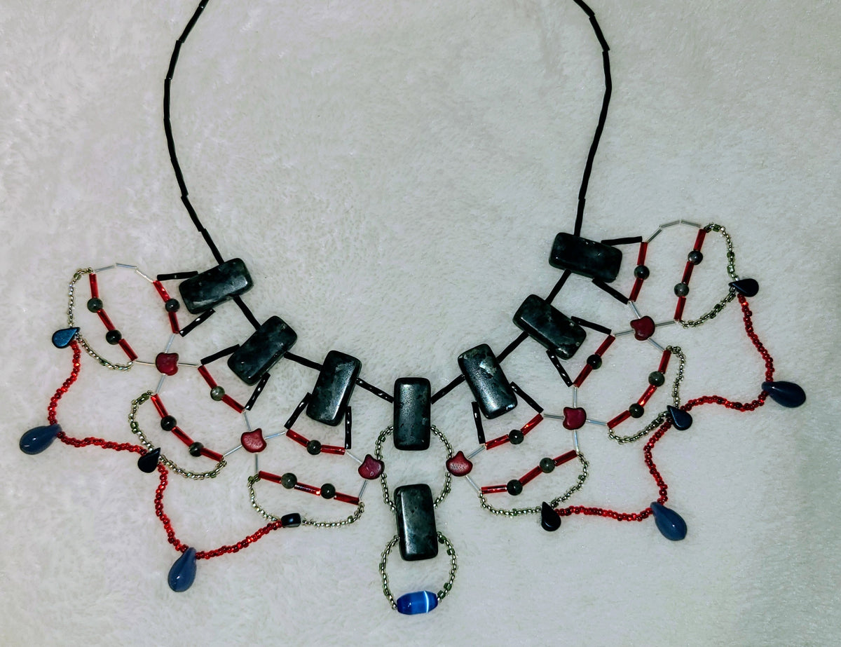 Black Labradorite Ferronerie Necklace